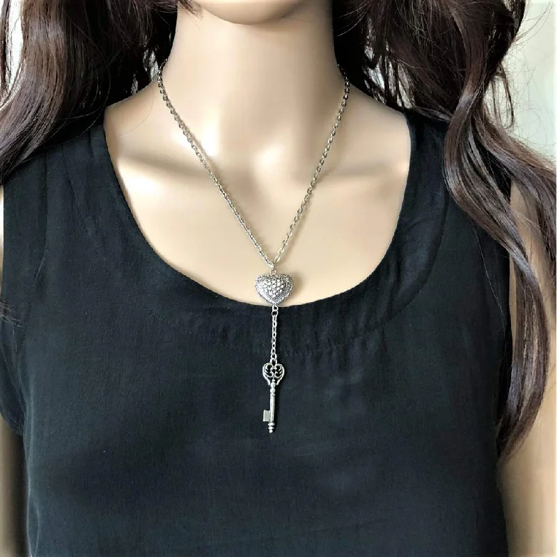 moon and star necklace for women -Silver Bubble Heart and Key Lariat Necklace