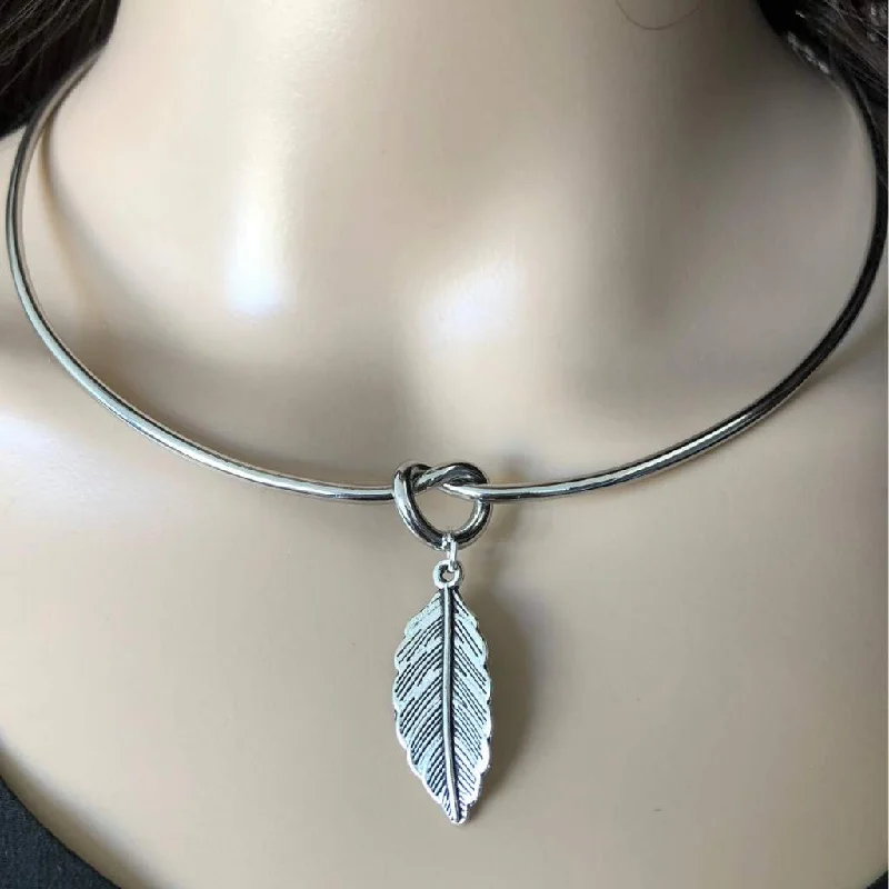 lariat necklace for women -Silver Leaf Charm on Metal Choker