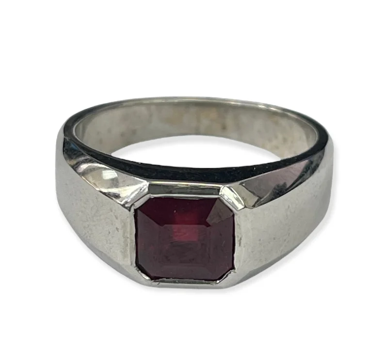 dainty ring for women -2.69 Carats Ruby Gem Solitaire Ring White Gold 14kt