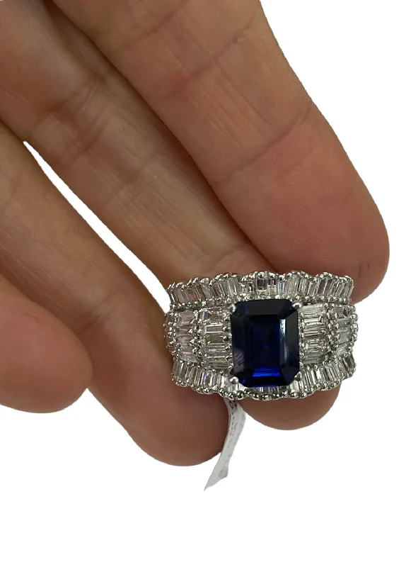 gold signet ring for men -Blue Sapphire Cluster Diamond Ring White Gold 18kt