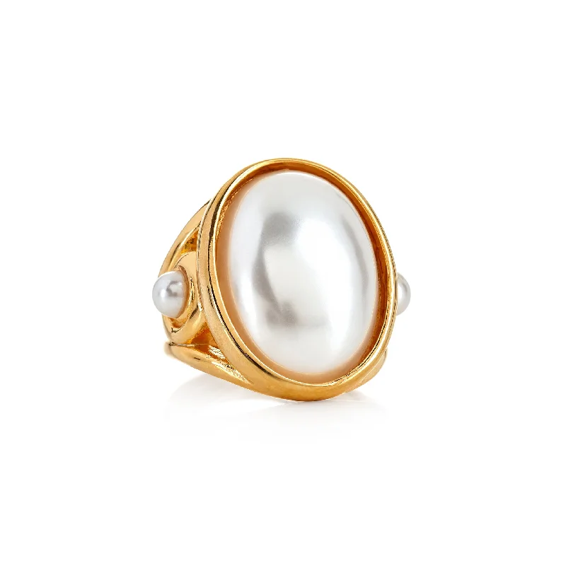 geometric ring for women -Gold Pearl Cabochon Ring