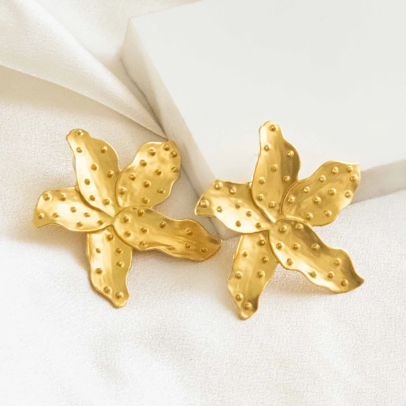 heart stud earrings for girls -Flower Spotted Earrings